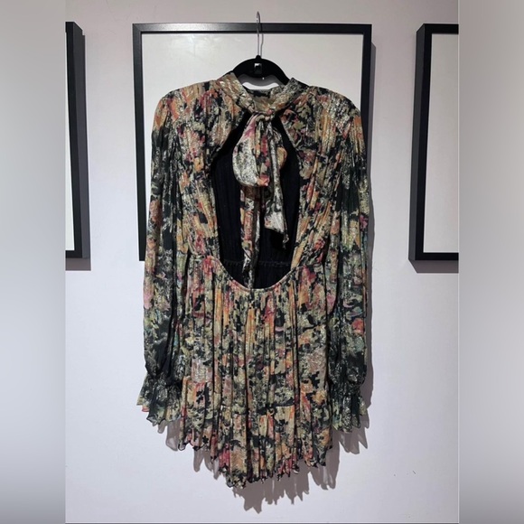 Hemant & Nandita dress - Picture 4 of 6